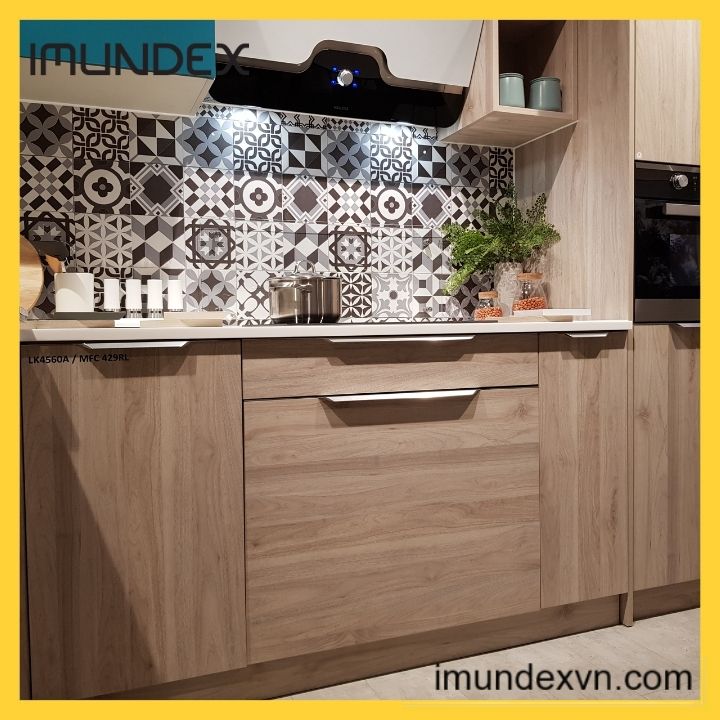 Tay Nắm Tủ Màu Crom Bóng 700mm Imundex 7755067 Tay Nắm Tủ Màu Crom Bóng 700mm Imundex 7755067